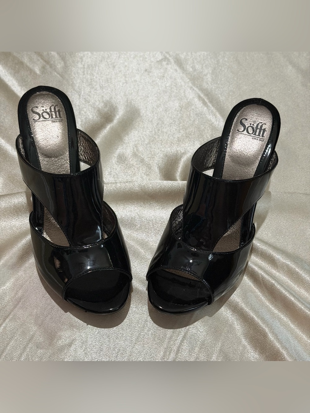 Vintage Söfft Pavia Black Patent Leather Peep-Toe Sandal Heels Size 8.5